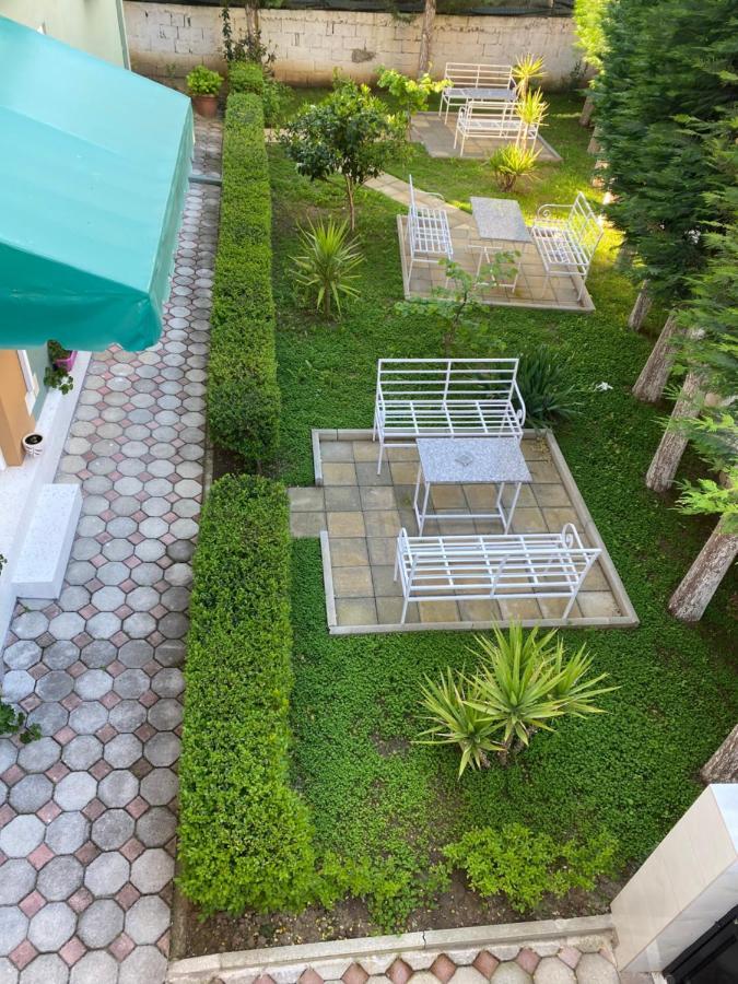 Vila Ajdinaj เบราท ภายนอก รูปภาพ