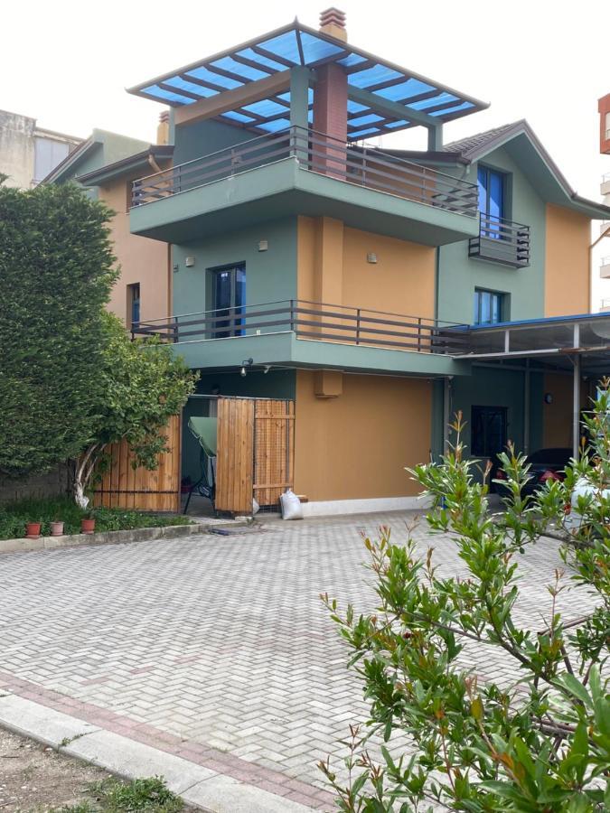 Vila Ajdinaj เบราท ภายนอก รูปภาพ